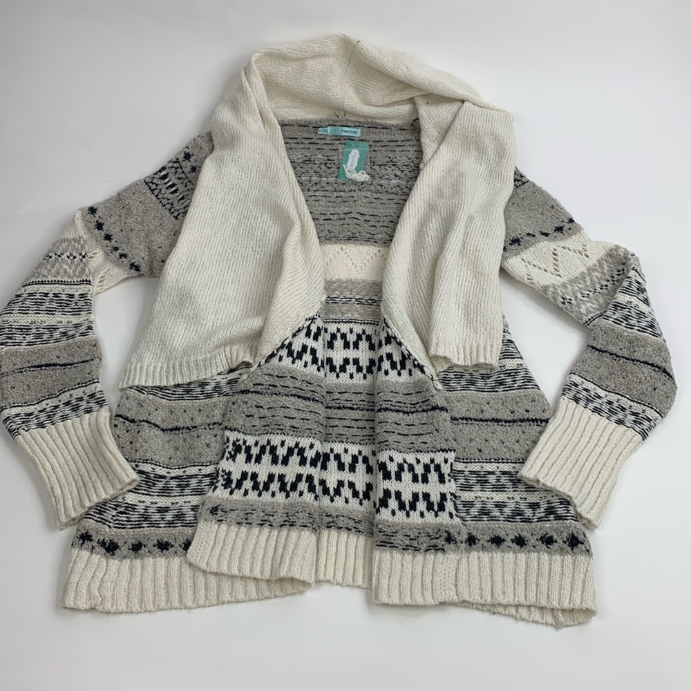 Maurice’s Cardigan Sweater Size Large Open front Creme Black Gray New NWT